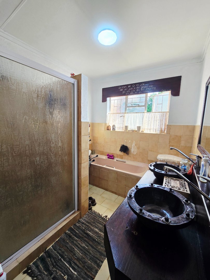  Bedroom Property for Sale in Flimieda North West